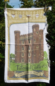 Tattershall Castle: 1987. To read the story www.myteatowels.wordpress.com/2018/02/14/tat
